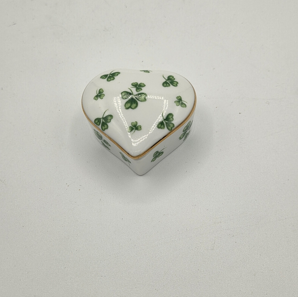 Vintage Heart-Shaped Clover Trinket Box Lefton China St Patrick's Day 1995